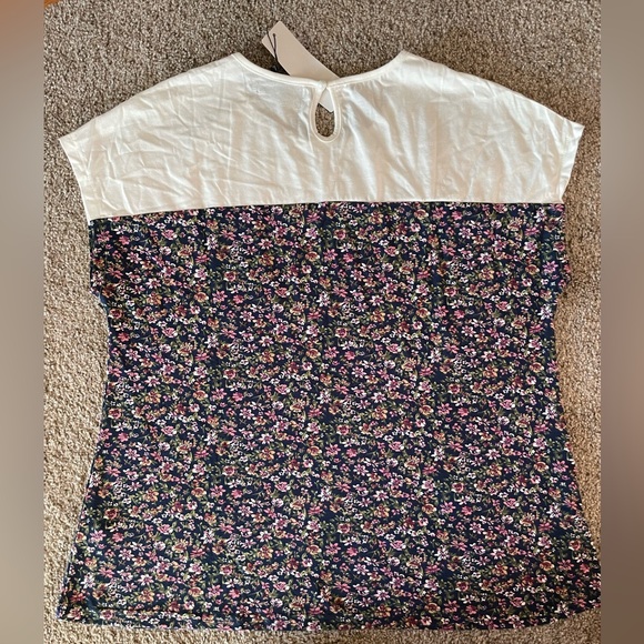 Ladies Top - Picture 3 of 3